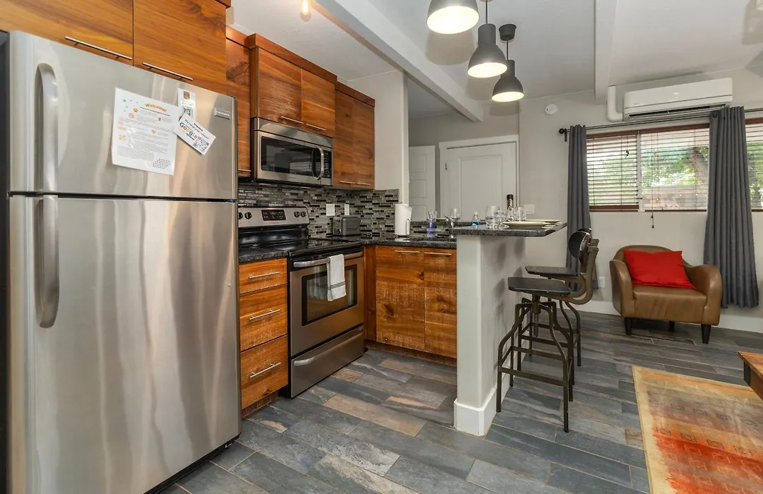 The Flagstone Boutique Inn&Suites-1